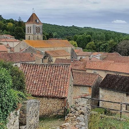 Gite Coquille Saint Jacques Villa Nanteuil-en-Vallée Eksteriør bilde